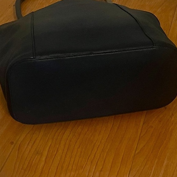 Authentic Gucci Tom Ford 99 FW Rare Black Leather Curtain Bag - Picture 14 of 16